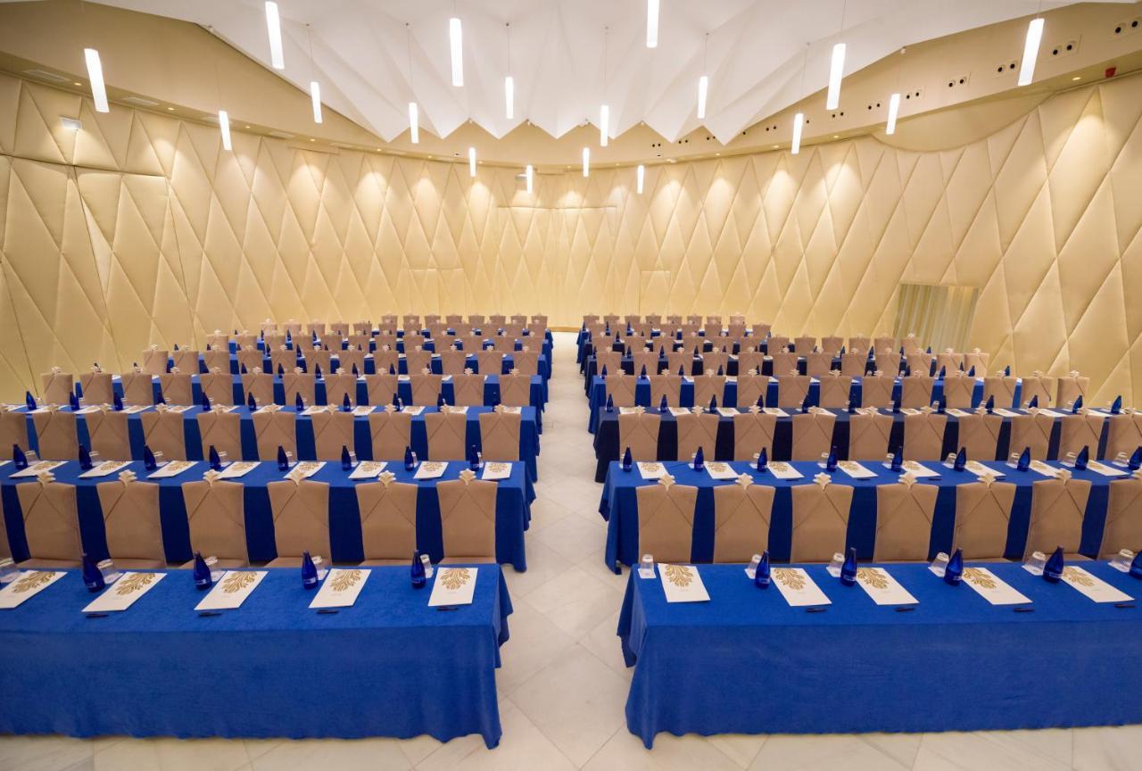 Hotel Palacio De Ubeda 5 G.L Exteriör bild The conference hall